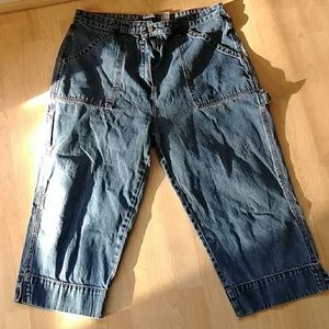 Bill Blass Women's Capri Pants